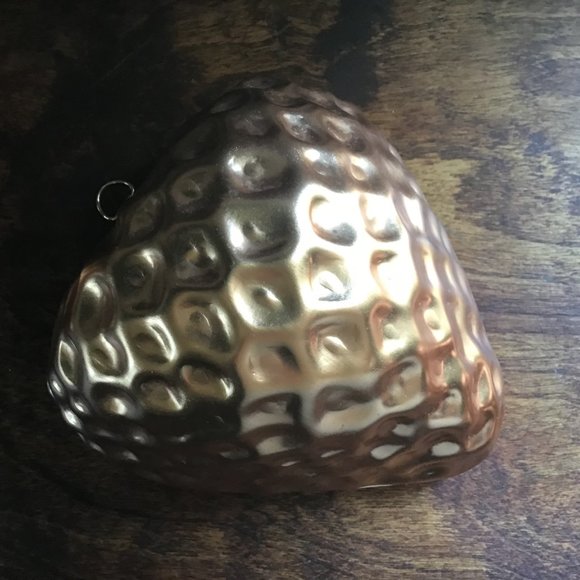 3 Vintage Copper Tone Strawberry / Apple / Peach Shaped Jelly Molds - Picture 3 of 9